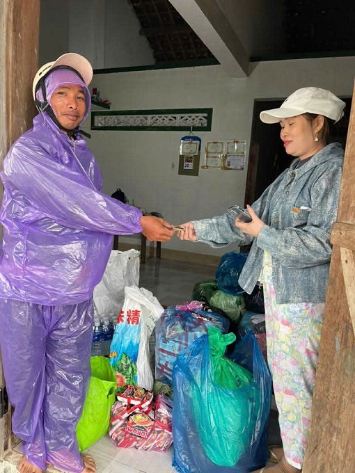 z7247645898480_104a0890bb9cb44e2fdc8ccbdf3c6aad